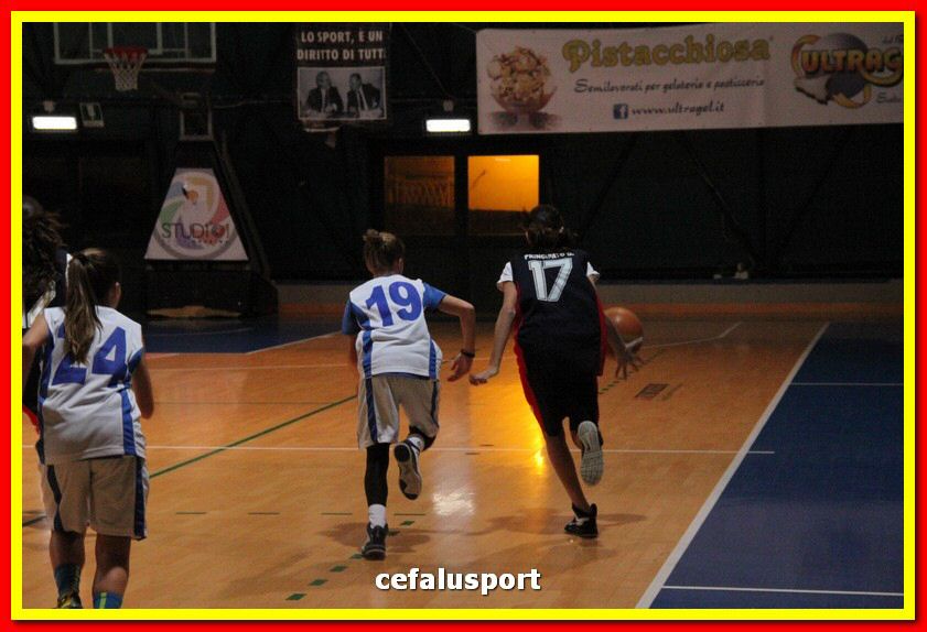 150228 Basket_U13F 130_tn.jpg